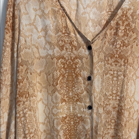 Worthington Tan Button-Down Blouse - Picture 3 of 6